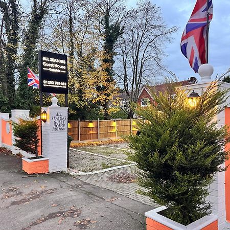 All Seasons Gatwick Guest House & Parking Хорли Экстерьер фото