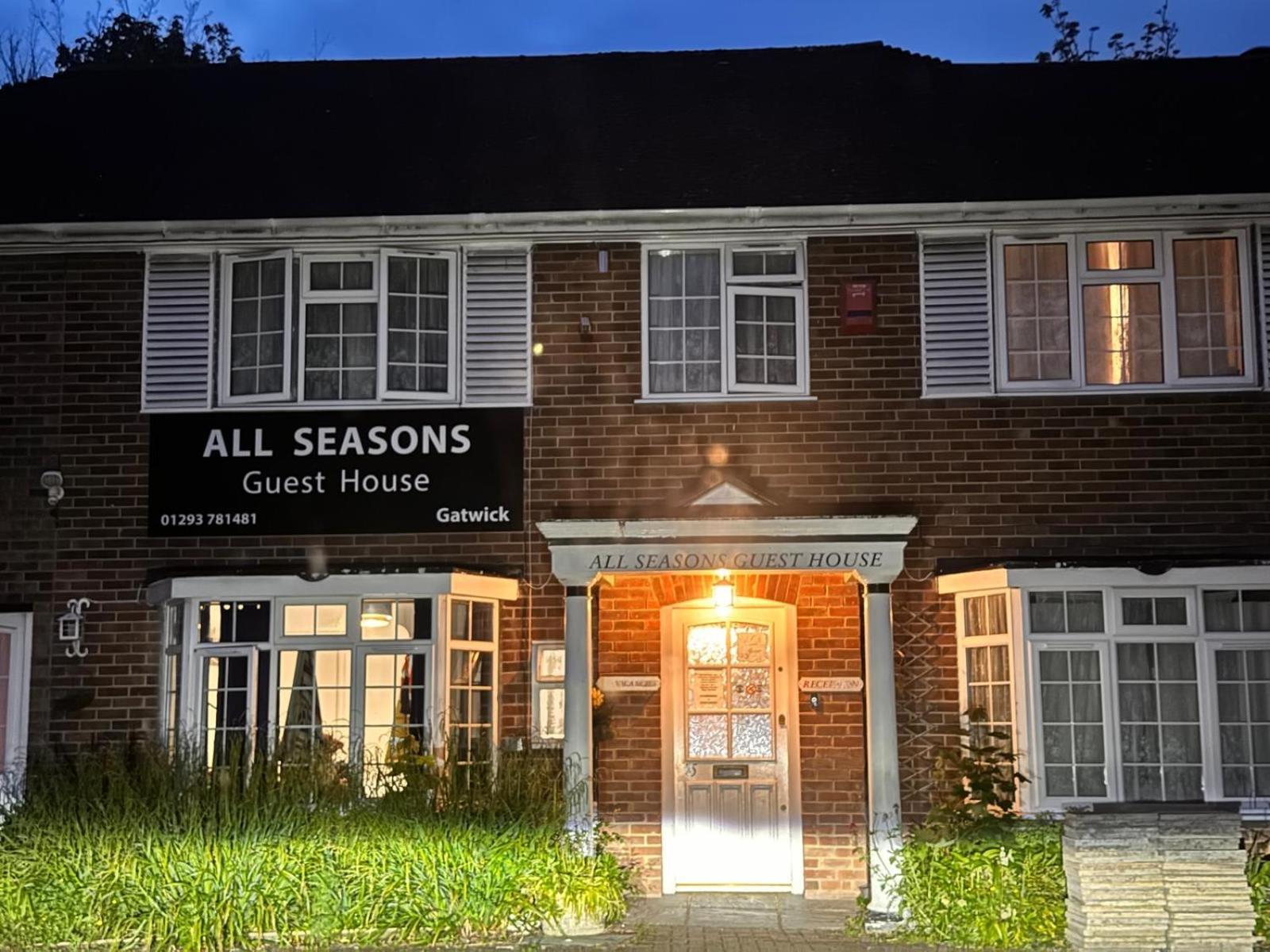 All Seasons Gatwick Guest House & Parking Хорли Экстерьер фото
